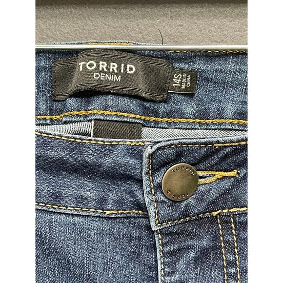 TORRID medium-wash jeans sz 14S vintage-inspired chic laid-back effortless - Picture 4 of 5